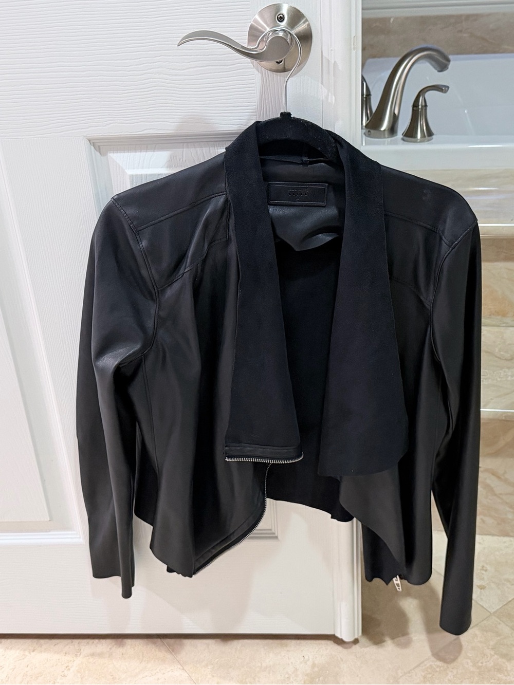 Black NYC faux leather jacket- black M